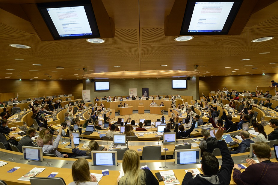 Europäischer Jugendkonvent 2017 verabschiedet Europäische Verfassung